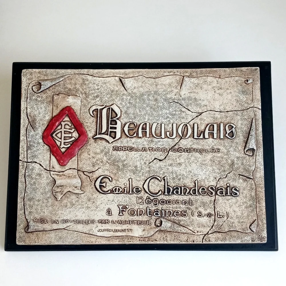 French Cottage/ Shabby Chic Wall Art Beaujolais Resin Ceramic Plaque
